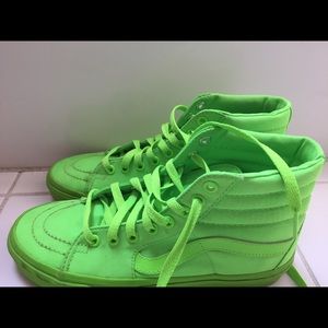 6.5 Men Neon Green Vans High Top shoes.